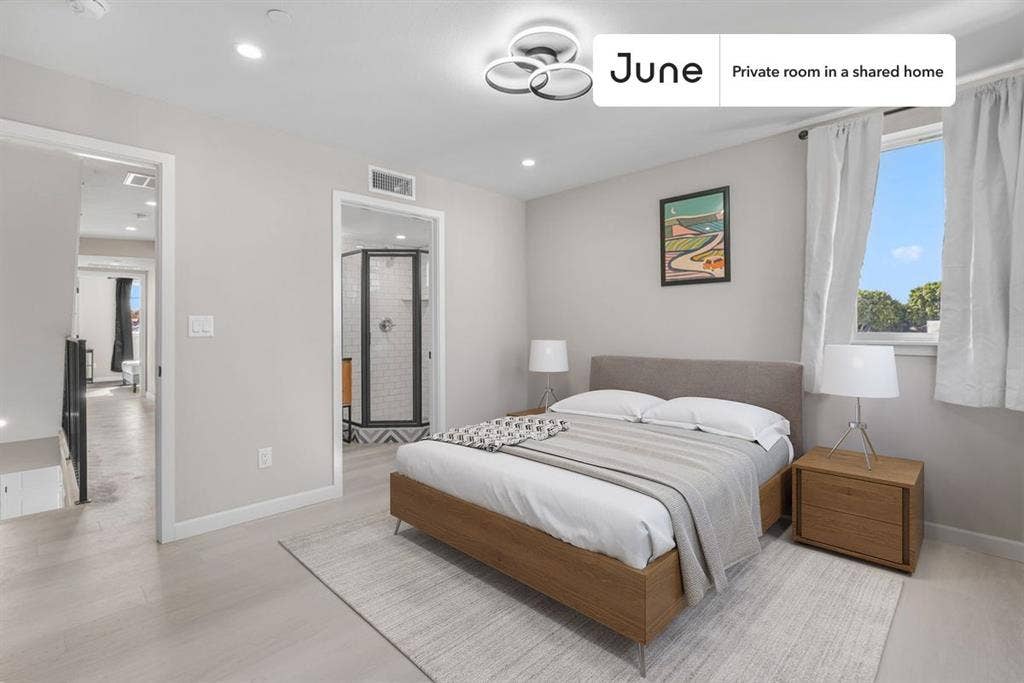 5 BR in Los Angeles