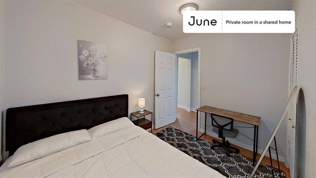 3 BR in Boston