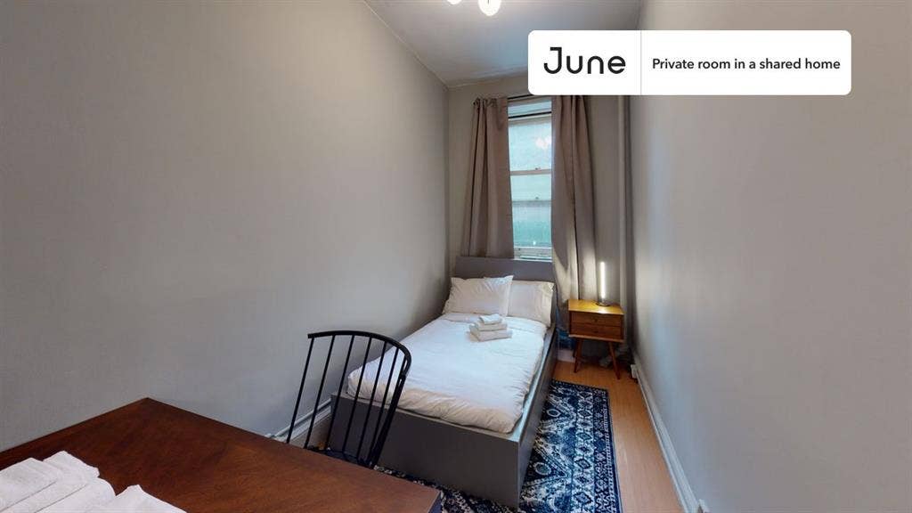 4 BR in New York City