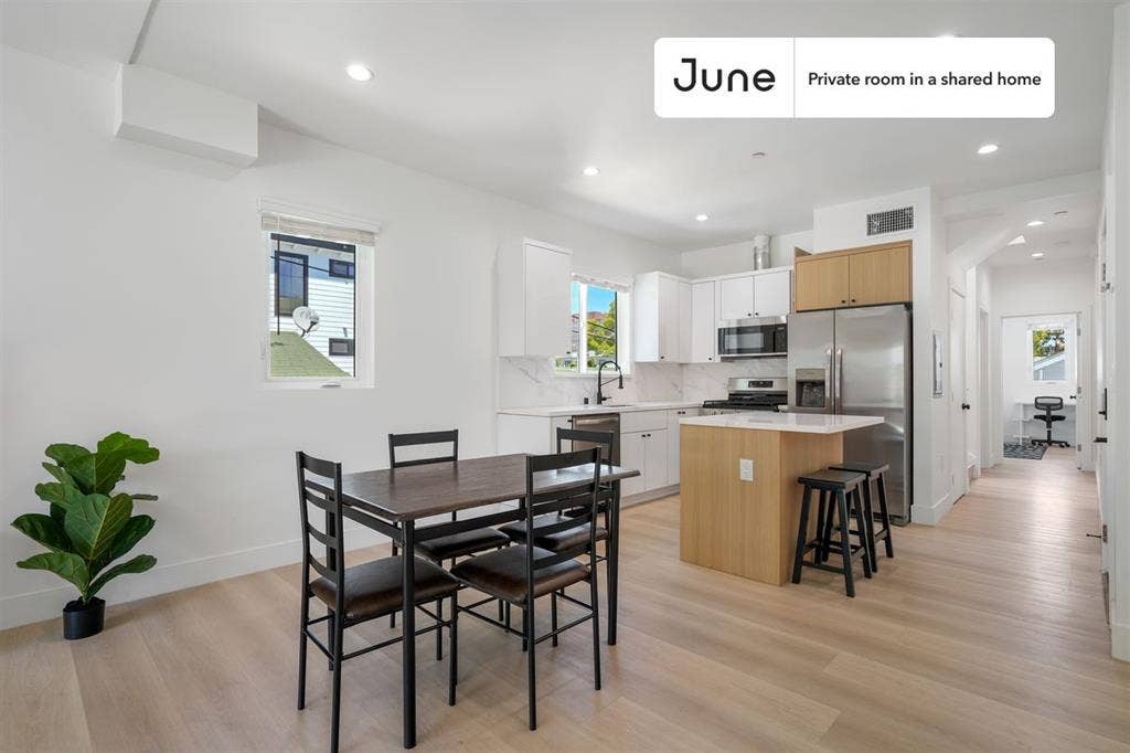 4 BR in Los Angeles