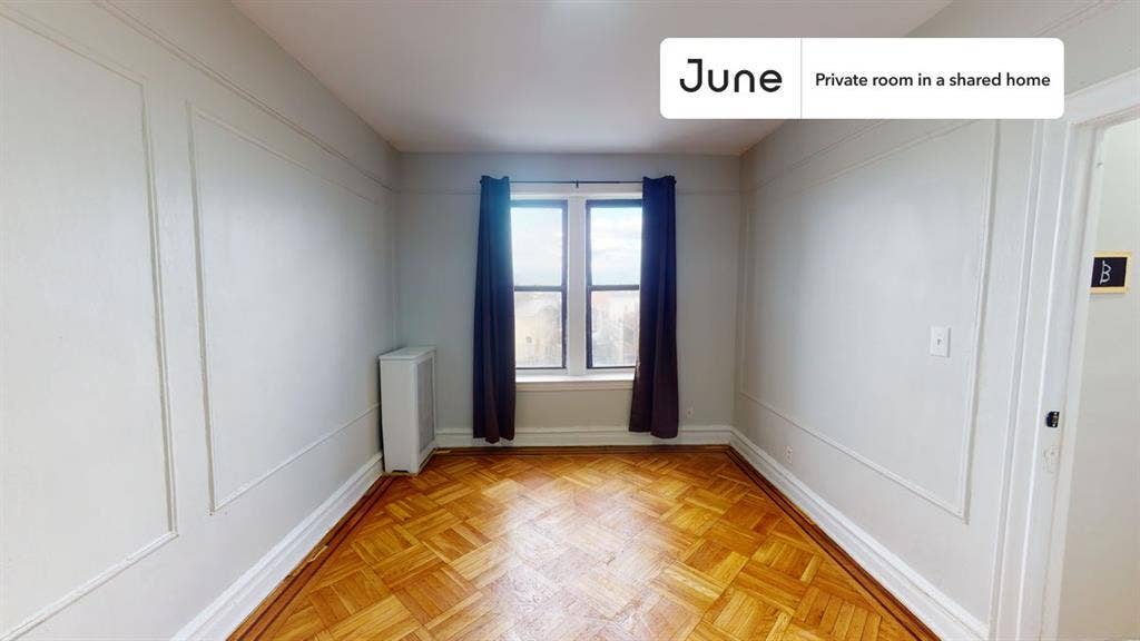 2 BR in New York City