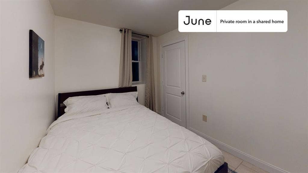 4 BR in Boston