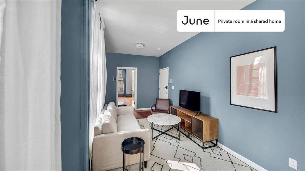 2 BR in New York City