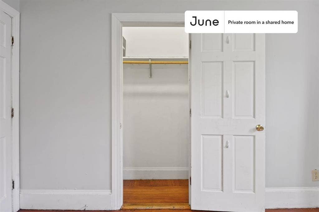 4 BR in Boston