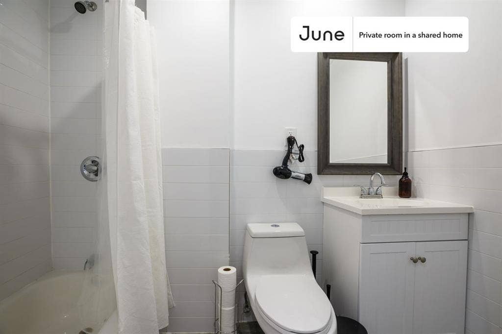 3 BR in New York City