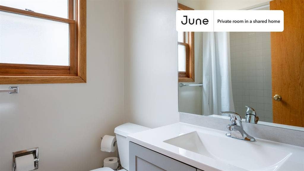 3 BR in Chicago