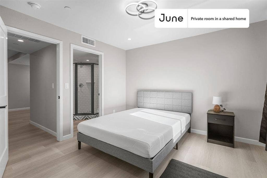 5 BR in Los Angeles