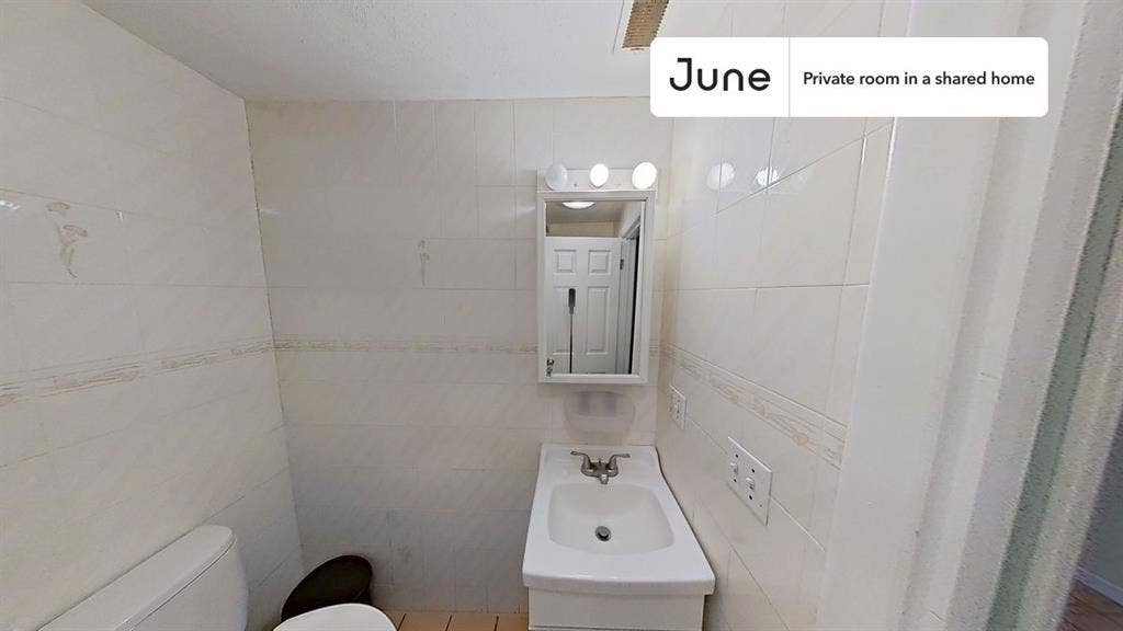 3 BR in Boston