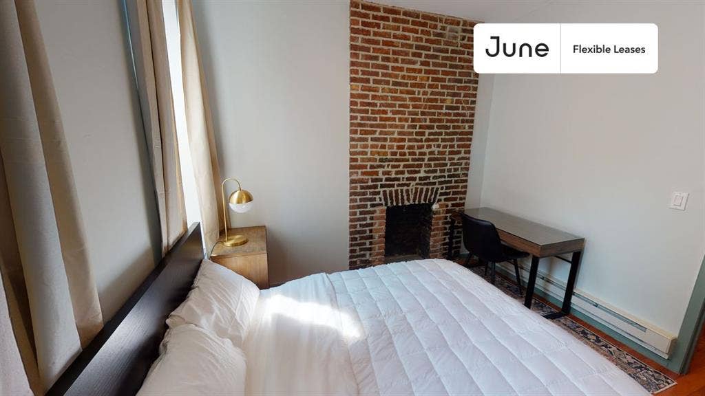 2 BR in New York City