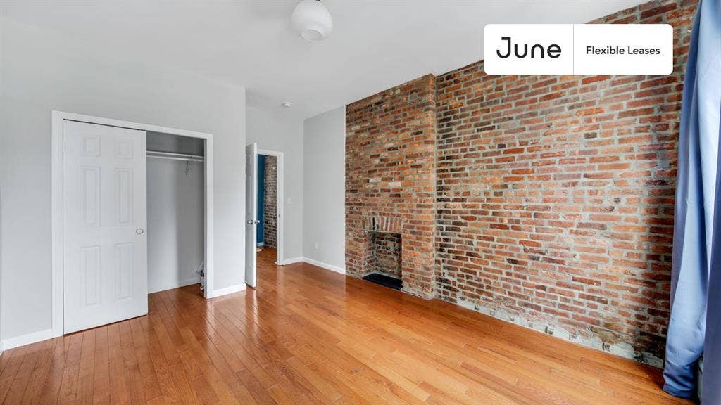 2 BR in New York City