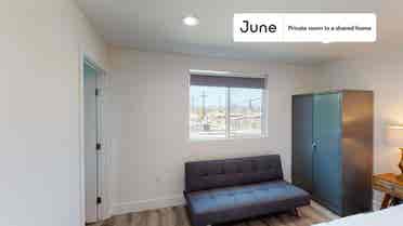 4 BR in Los Angeles