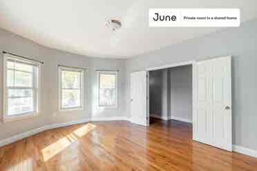 4 BR in Boston