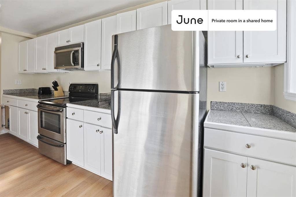 2 BR in Washington DC