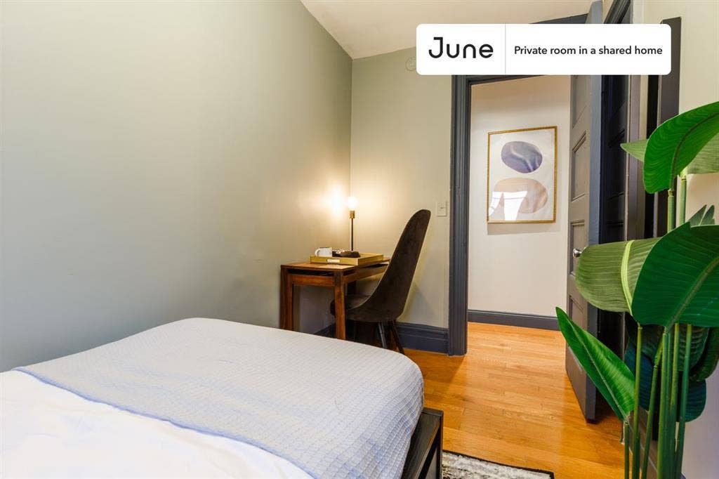 4 BR in New York City