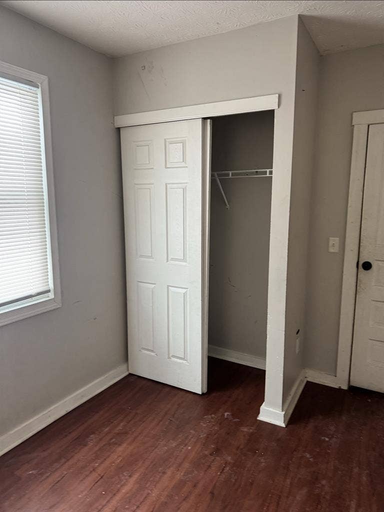 Private rooms for rent