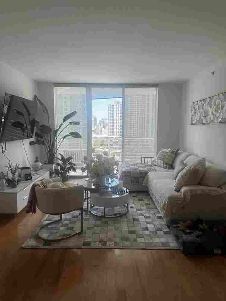 Beautiful and independent room