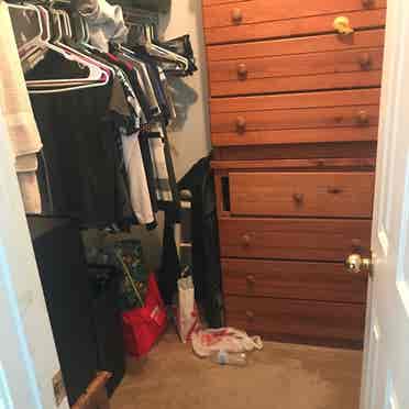 Rooms for rent near 
Sea World