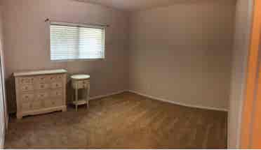 Room for rent near Sea World