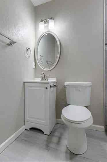 Duplex: Room Available