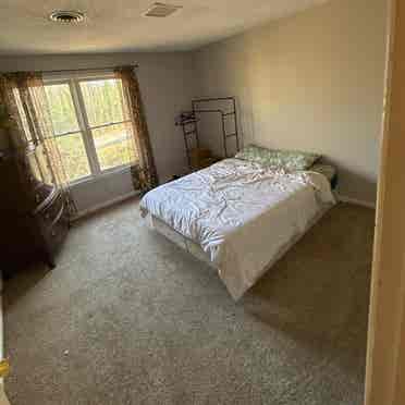 Private bed and bath for rent