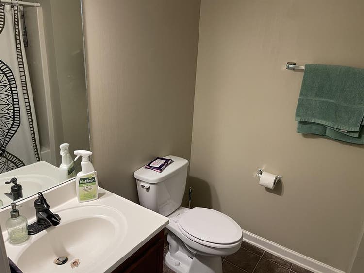 Room available in Dallas Home