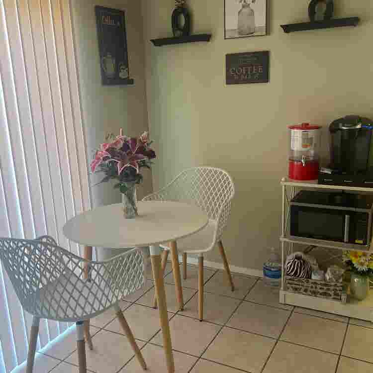 Cozy Victorville Room for rent