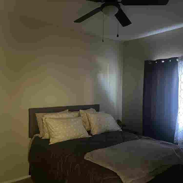Cozy Victorville Room for rent