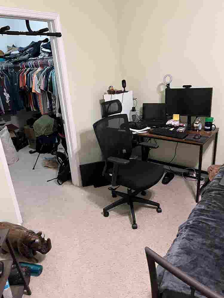 Large Condo off  and North Druid