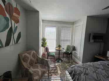 Room for rent, 5mins
 from downtown