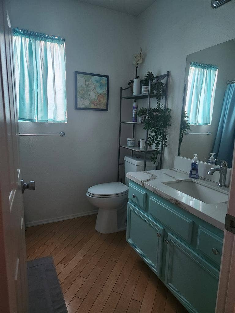 Large bedroom for rent