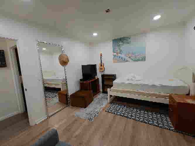ROOM FOR RENT, UNTILITIES INCLUDED