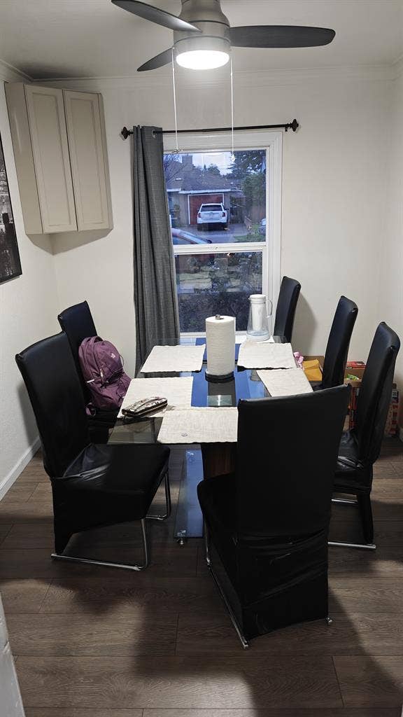 ROOM FOR RENT, UNTILITIES INCLUDED