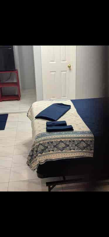Furnished room with own 
bathroom