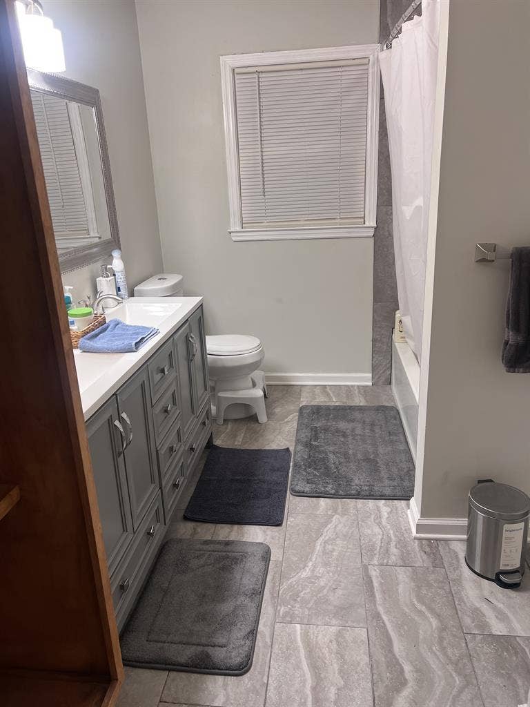 Bedroom w/ Private Bath