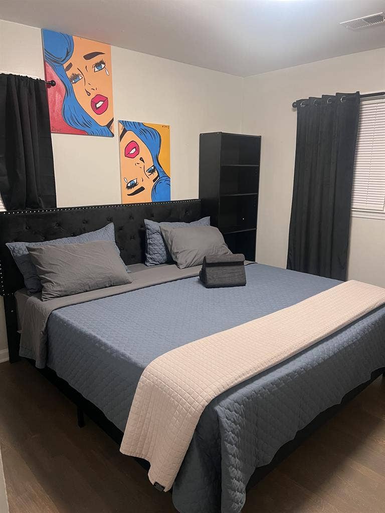 Bedroom w/ Private Bath