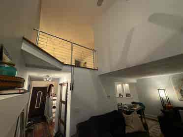 Room for rent in modern townhouse