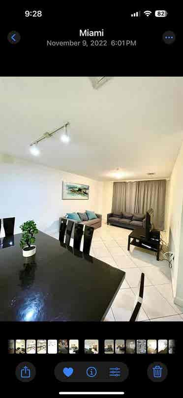 Bedroom in Coral Gables