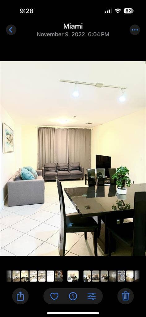 Bedroom in Coral Gables