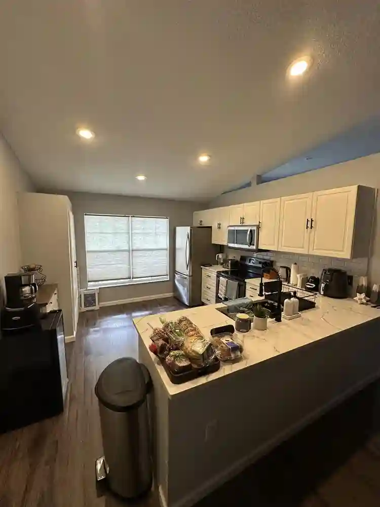 1 bedroom and 1 shared bathroom