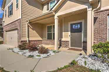 Private room for rent Loganville