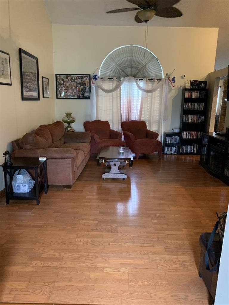 Looking for reliable tenants!!