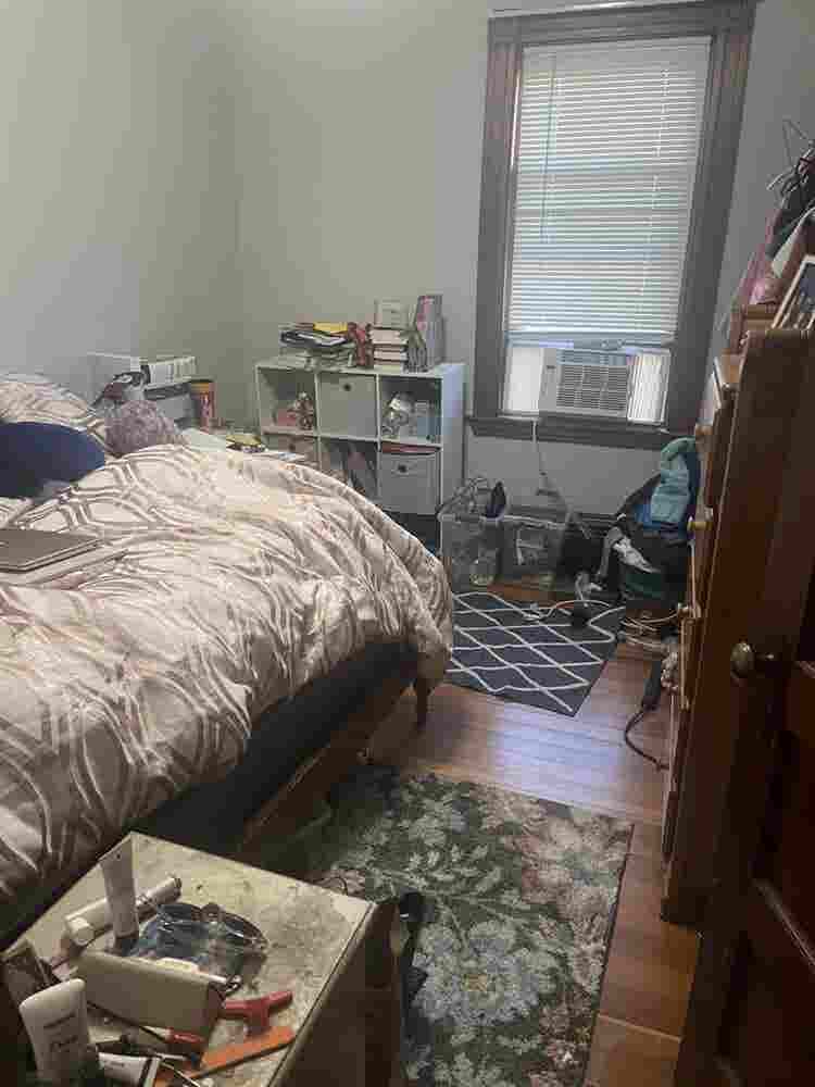 Room for rent in a spacious 2 BR