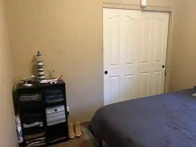 Share Beautiful Home-2 rooms! NOW