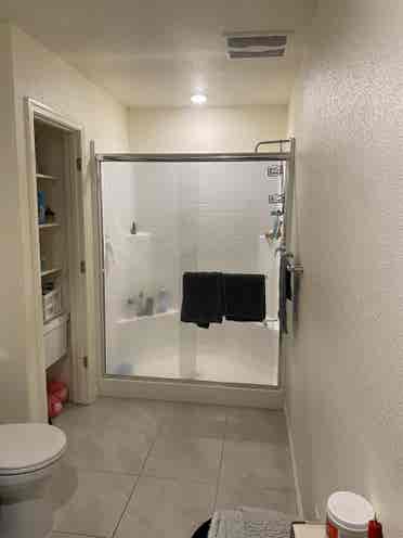 Looking for roommate asap!