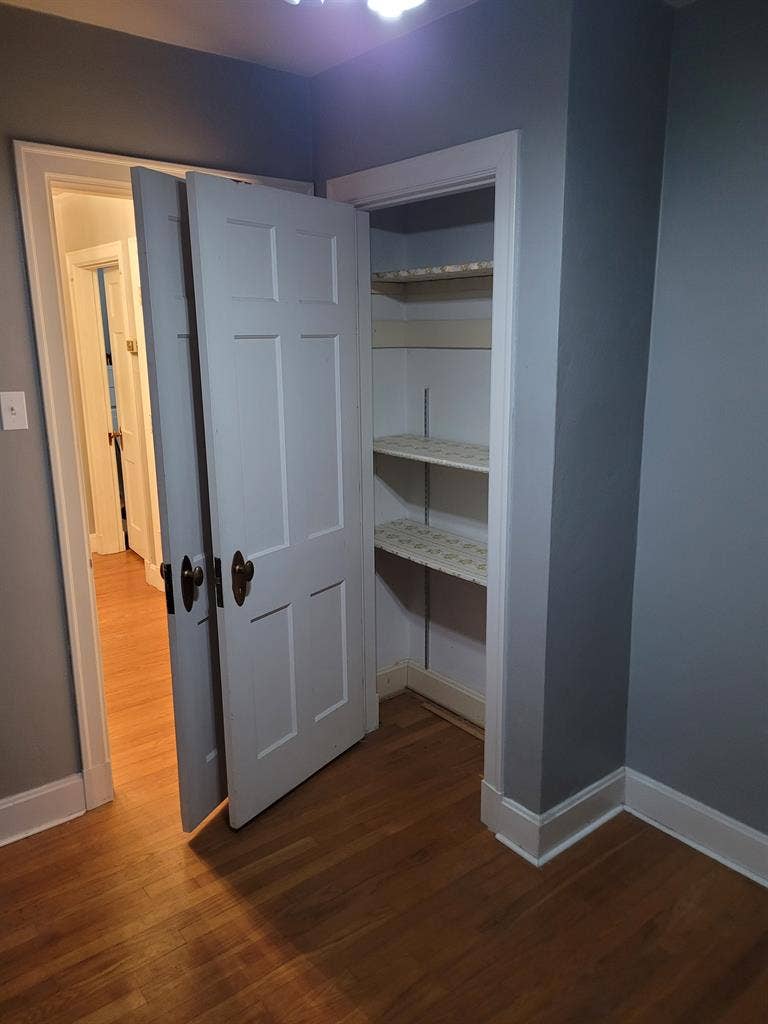Looking for a third roomate (male)