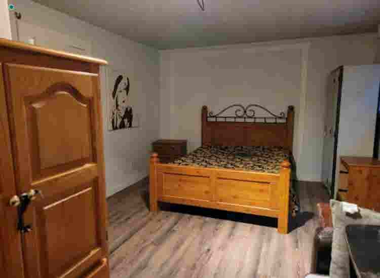 Fleetwood Surrey Spacious Roomates