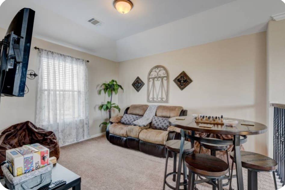 Beautiful cozy rooms available