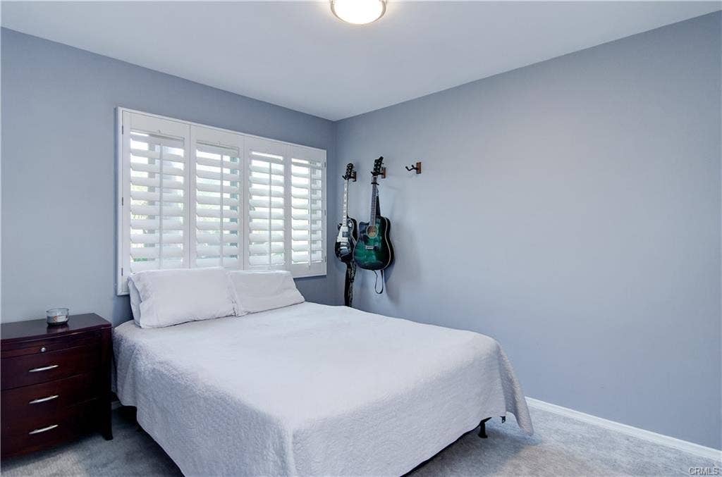 SINGLE ROOM FOR RENT