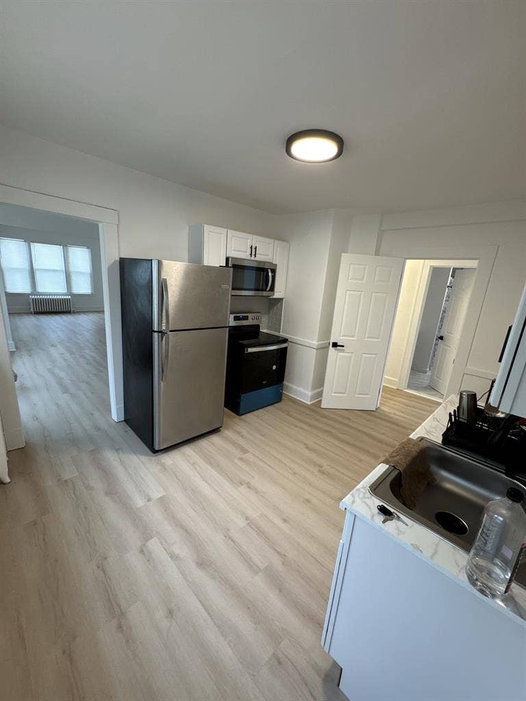 Rent a Room in Our Modern Apartment