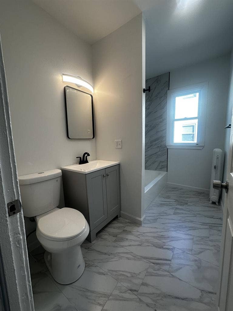 Rent a Room in Our Modern Apartment
